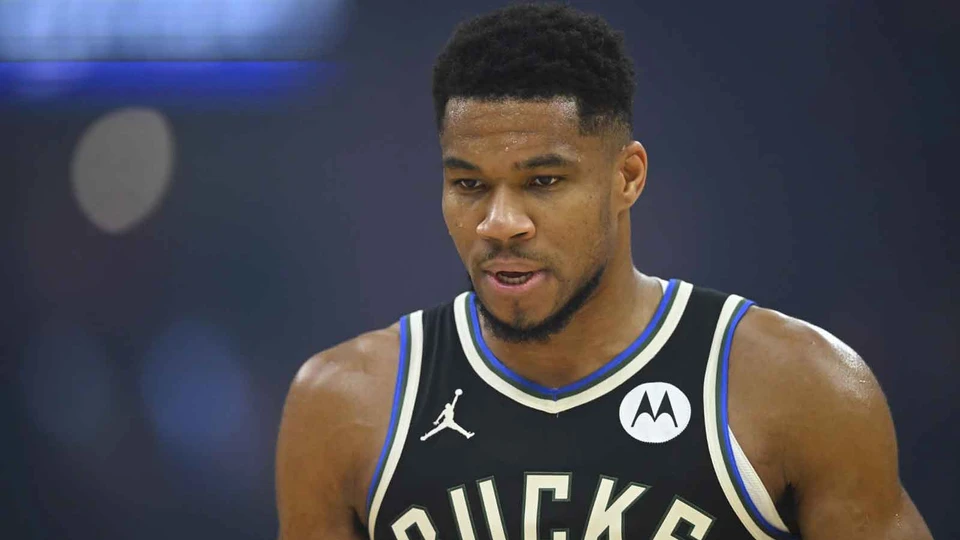 密尔沃基雄鹿队