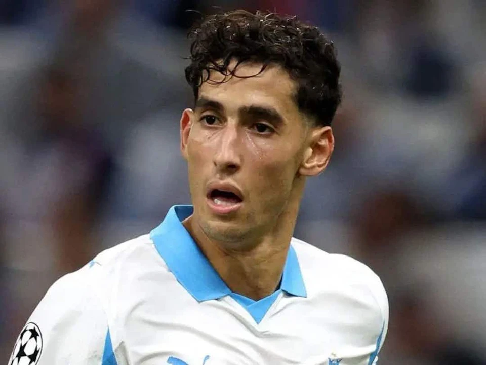 纳伊夫·阿格尔德