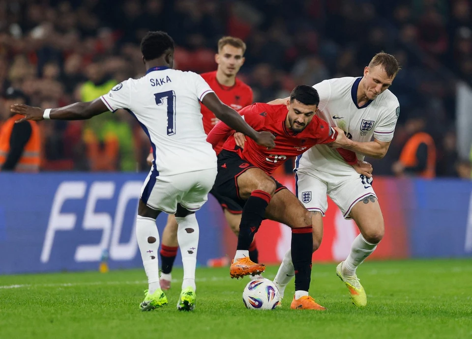 阿曼多·布罗亚