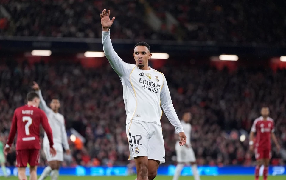 特伦特·亚历山大-阿诺德