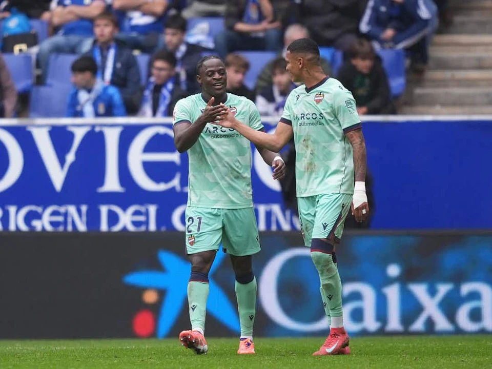 卡尔·埃塔·埃永