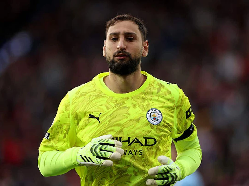 吉安路易吉·多纳鲁马