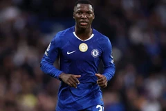 瑞恩·格拉文贝奇